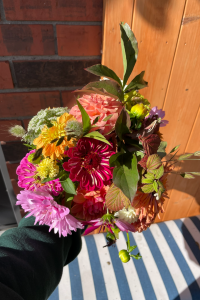 fall bouquet of flowers